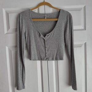 Sunday Best Heather Gray Button-Up Crop Top